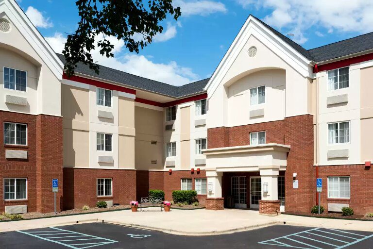 MainStay Suites – Raleigh-Cary